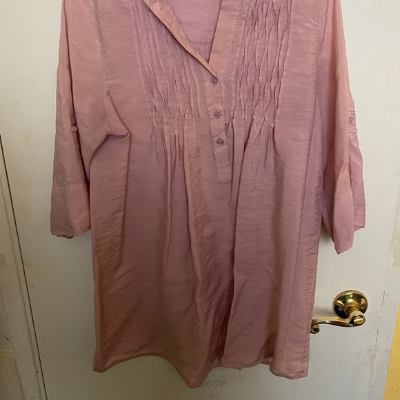 Varga Pink Designer Blouse in Good Used Condition Size Medium - Picture 2 of 5
